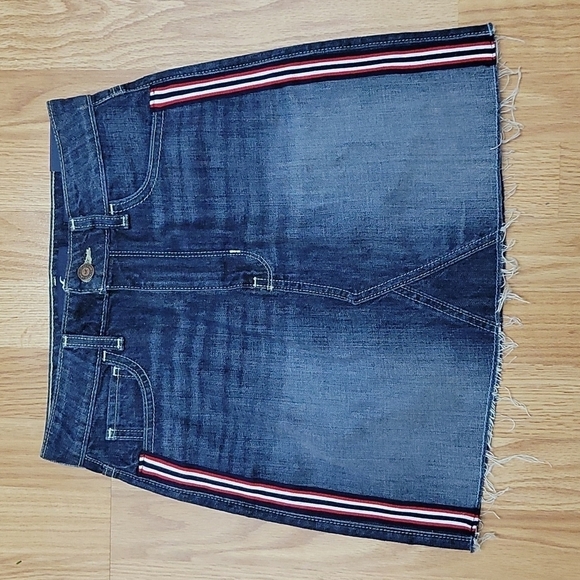 Hollister Ultra High Rise Raw Hem Tux Stripe Skirt - Picture 7 of 7